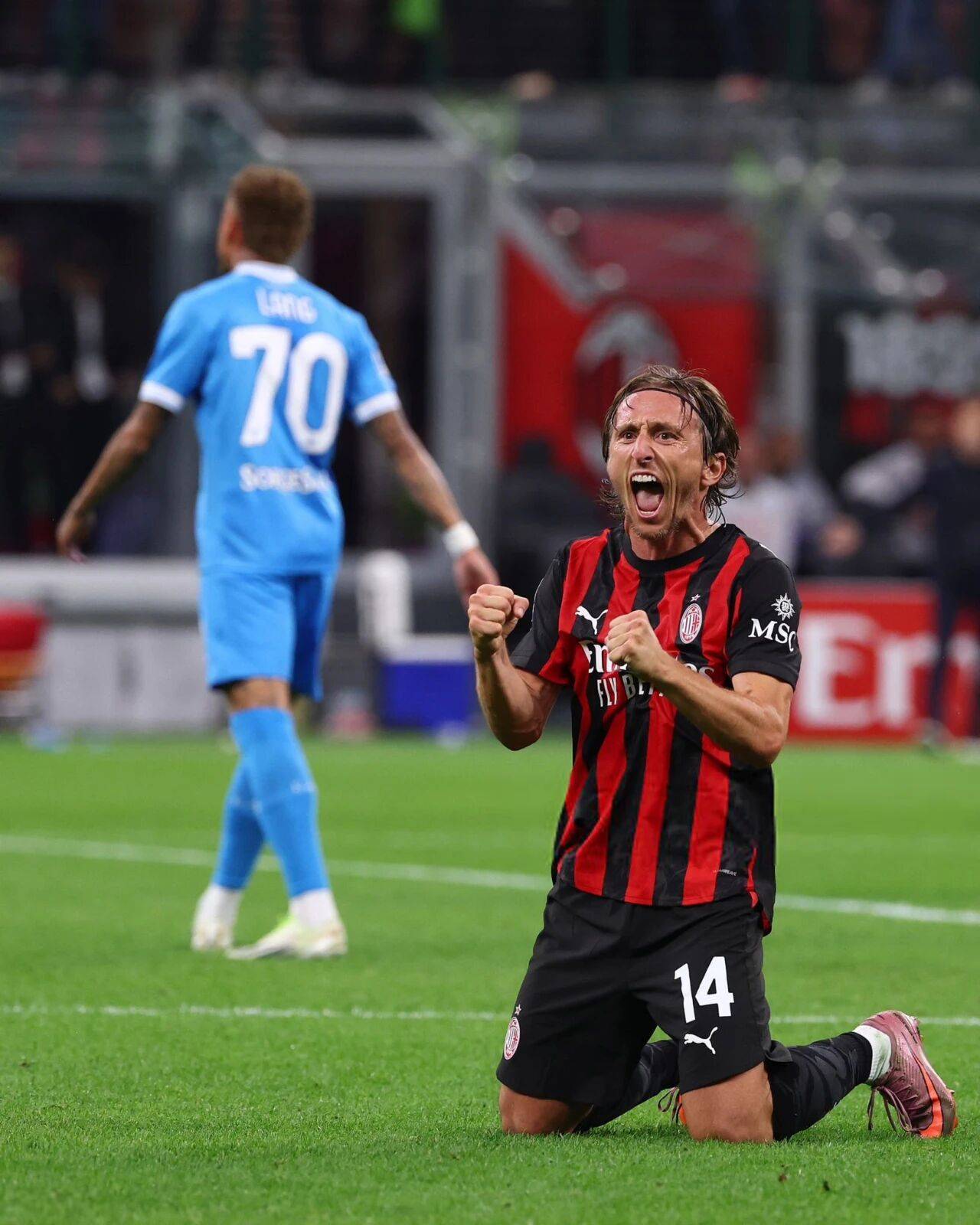 包含赛后拜仁慕尼黑备战西甲;内部沟通细节曝光;信心回归;训练强度明显提升的词条 包含赛后拜仁慕尼黑备战西甲;内部沟通细节曝光;信心回归;训练强度明显提升的词条