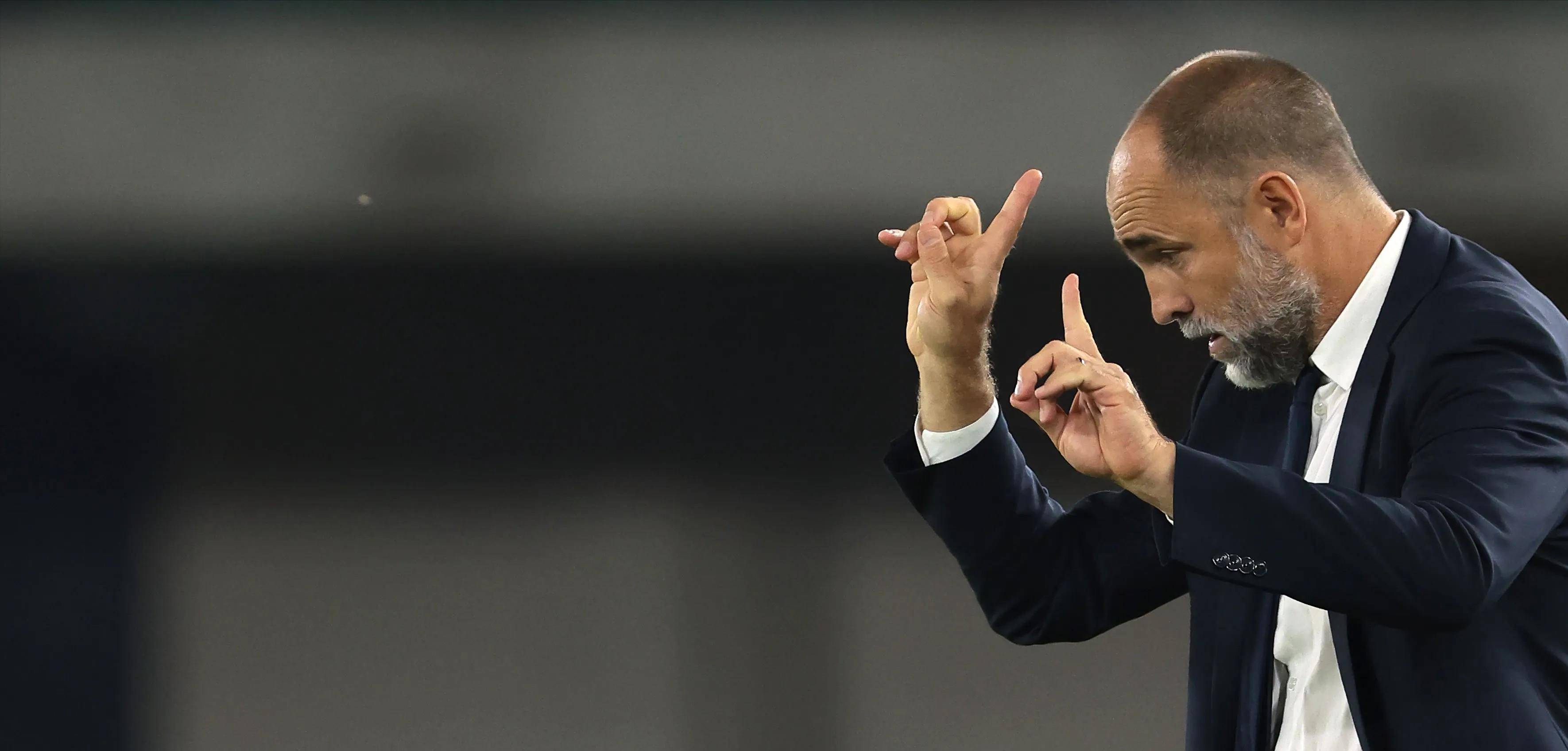 关于意甲今晚走向成谜，拜仁慕尼黑再遭质疑，更衣室稳定，轮换策略成焦点的信息