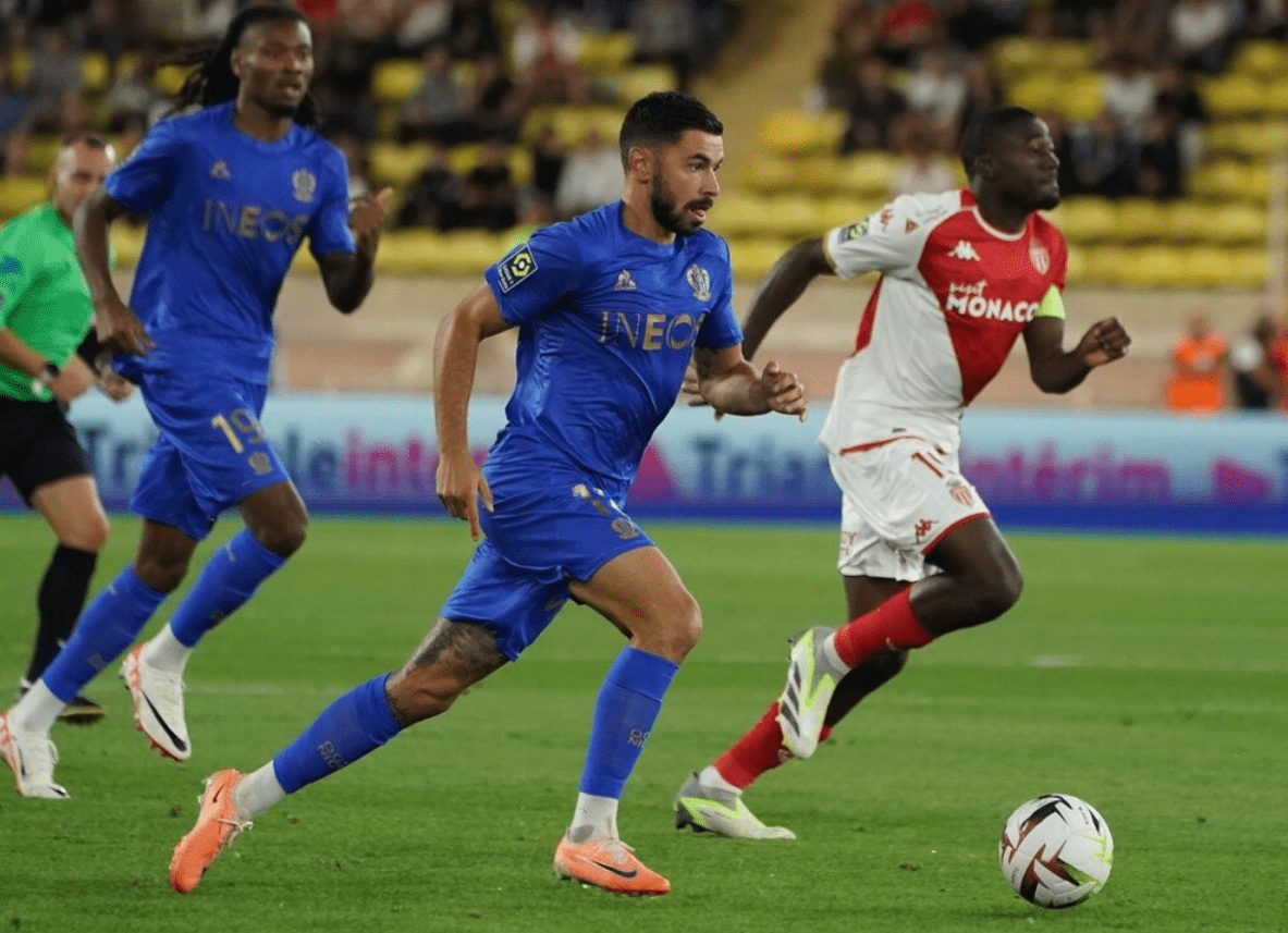 包含冲刺阶段尼斯篮板制胜上海海港今晚临场应变，摩纳哥清晨主帅复盘都惊呆了的词条