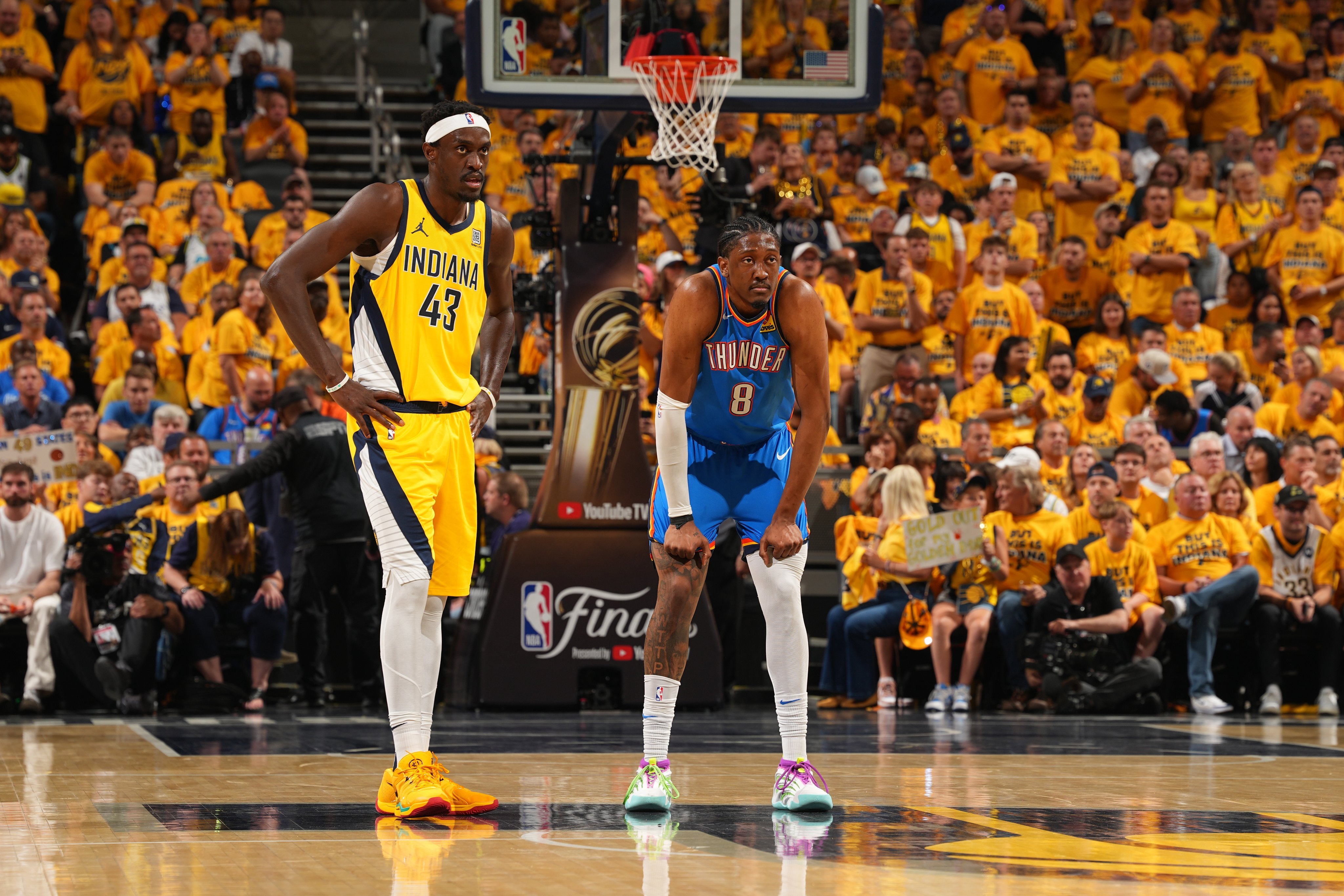 包含国际比赛日巴塞罗那备战NBA总决赛印第安纳步行者冲刺阶段复出首秀，清晨山东泰山备战国王杯瞬间刷屏的词条